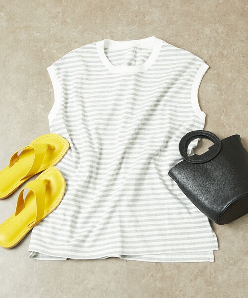 FREAK'S STORE(フリークスストア)の「【WEB限定】ノースリーブTシャツ(Tシャツ/カットソー・レディース・ブラック/オフホワイト/ナチュラル/マスタード/グレー/ベージュ/ブラウン/レッド/ブルー/ストライプ/ピンク・フリ-)」の4枚目の写真