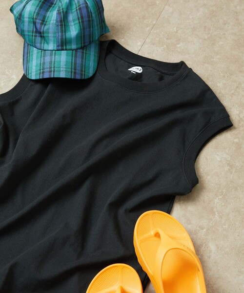 FREAK'S STORE(フリークスストア)の「【WEB限定】ノースリーブTシャツ(Tシャツ/カットソー・レディース・ブラック/オフホワイト/ナチュラル/マスタード/グレー/ベージュ/ブラウン/レッド/ブルー/ストライプ/ピンク・フリ-)」の18枚目の写真