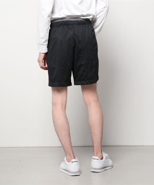 Reebok（リーボック）の「アイバーソン バスケットボール ショーツ