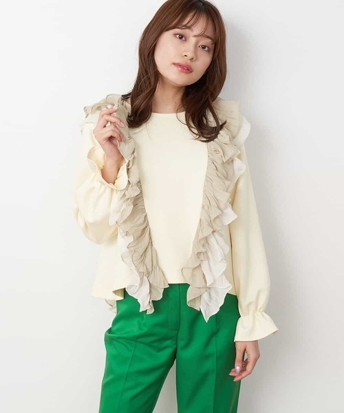 A de a.v.v(アードアー・ヴェ・ヴェ)の「プリーツラッフルドッキングTEE(Tシャツ/カットソー・レディース・アイボリー/ブラック・38/36)」の1枚目の写真