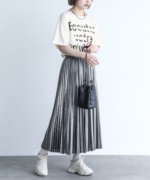 n'OrLABEL(ノアールレーベル)の「『グラフィカルロゴTシャツ』(Tシャツ/カットソー・レディース・ブラック/パープル/オフホワイト/ピンクベージュ・FREE)」の17枚目の写真