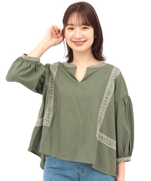 チチカカ(チチカカ)の「キカクロス刺繍プルオーバー(シャツ/ブラウス・レディース・ベージュ/カーキ/モカ・FREE)」の9枚目の写真