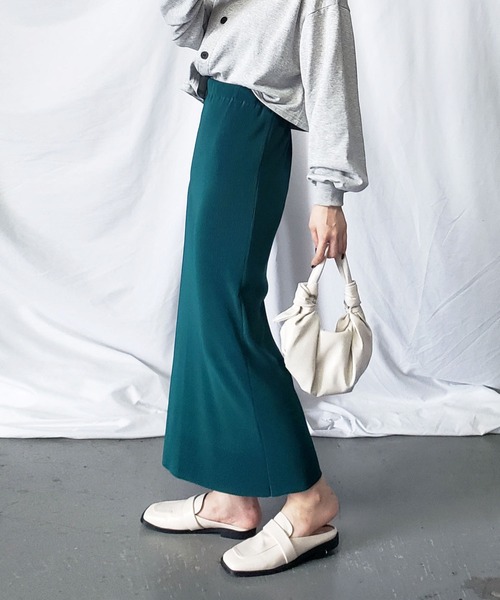 me+em select（ミームセレクト）の「【 新色追加１２色展開  / セルフカット 】ハイウエストロングプリーツタイトスカート（スカート・レディース・ブラック/オレンジ/グリーン/アイボリー/グリーン系その他/ピンク系その他/ダークグリーン/テラコッタ/マスタード/ライム/ブルー系その他/ピンク系その他2・MEDIUM）」の19枚目の写真