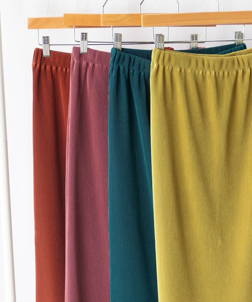 me+em select（ミームセレクト）の「【 新色追加１２色展開  / セルフカット 】ハイウエストロングプリーツタイトスカート（スカート・レディース・ブラック/オレンジ/グリーン/アイボリー/グリーン系その他/ピンク系その他/ダークグリーン/テラコッタ/マスタード/ライム/ブルー系その他/ピンク系その他2・MEDIUM）」の16枚目の写真