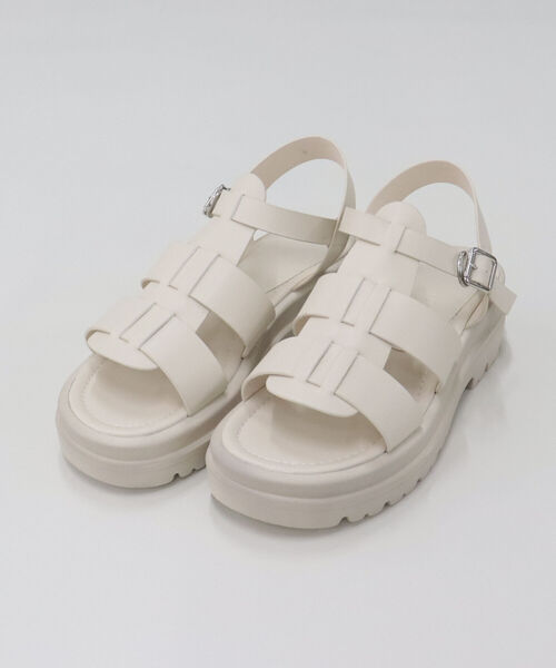 fredy emue（フレディエミュ）の「トラックソールオープングルカサンダル（サンダル・レディース・ブラック/キナリ・MEDIUM/LARGE）」の17枚目の写真