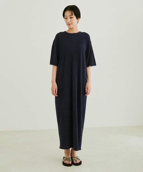 SALON adam et rope'（サロン アダム エ ロペ）の「【極上の肌ざわり】Tシャツワンピース-CreamyCotton /クリーミーコットン-（ワンピース・レディース・ピンク/ライトグリーン/ブラック系その他・FREE）」の12枚目の写真