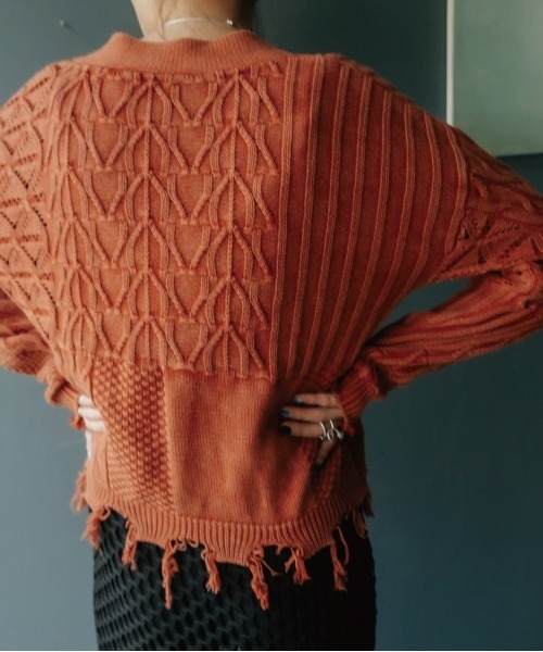 MARTE(マルテ)の「Damage Wash Knit Cardigan(カーディガン/ボレロ・レディース・オレンジ/ブルー・FREE)」の12枚目の写真