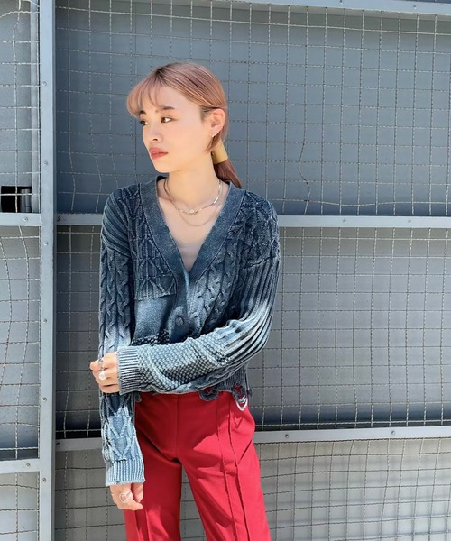MARTE(マルテ)の「Damage Wash Knit Cardigan(カーディガン/ボレロ・レディース・オレンジ/ブルー・FREE)」の17枚目の写真