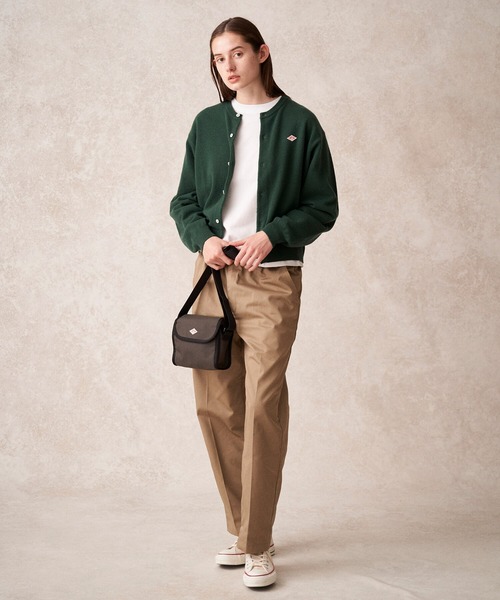 DANTON(ダントン)の「DANTON | コーデュラナイロン ショルダーポーチ(ショルダーバッグ・レディース・ブラック/レッド/ダークグレー/グレイッシュベージュ・ONE SIZE)」の5枚目の写真