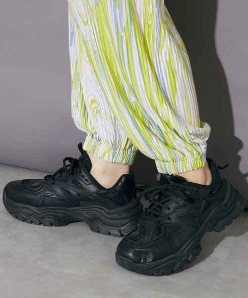 Bloom Closet(ブルームクローゼット)の「プラットフォームスニーカー(スニーカー・レディース・ブラック/ホワイト・MEDIUM/LARGE/SMALL)」の5枚目の写真