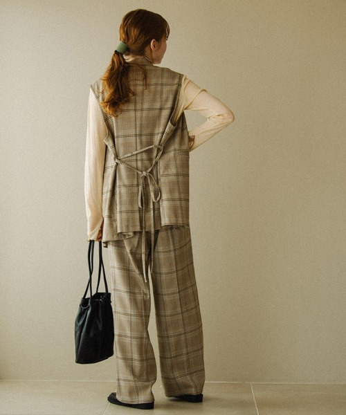 Crisp（クリスプ）の「ダブルボタンチェックジレ（ベスト・レディース・ベージュ/グレー・FREE）」の8枚目の写真