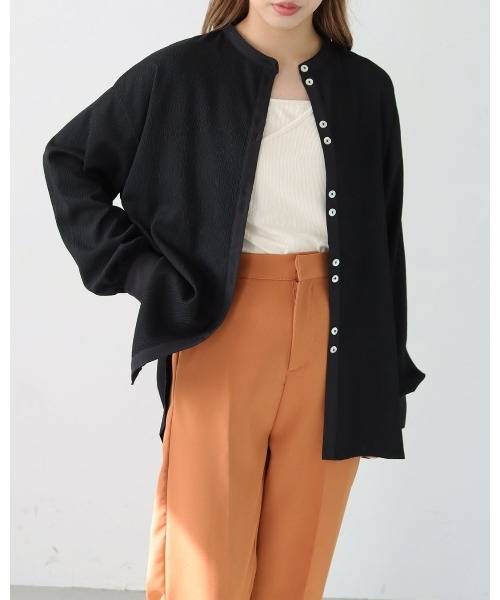 HER CLOSET（ハークローゼット）の「【shemoshelly】クリンクル ダブルボタンシャツブラウス（Tシャツ/カットソー・レディース・ブラック/ベージュ/オフホワイト・M）」の22枚目の写真