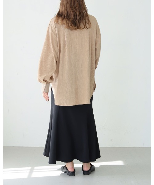 HER CLOSET（ハークローゼット）の「【shemoshelly】クリンクル ダブルボタンシャツブラウス（Tシャツ/カットソー・レディース・ブラック/ベージュ/オフホワイト・M）」の5枚目の写真