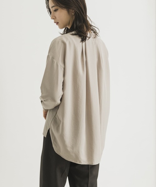 URBAN RESEARCH（アーバンリサーチ）の「BACKタックエアリーV