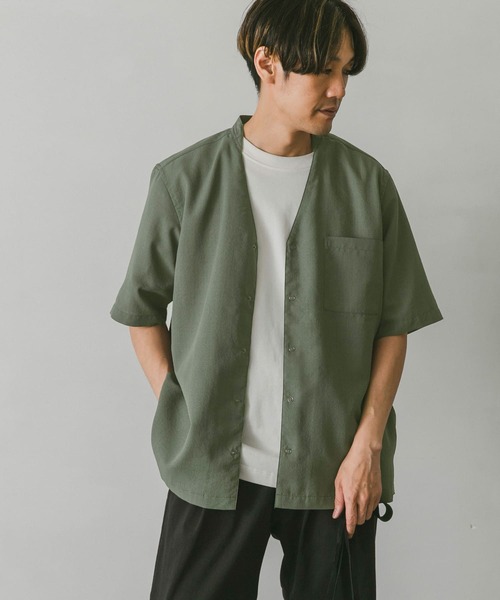 URBAN RESEARCH DOORS(アーバンリサーチドアーズ)の「イージーケア6分袖Vネックシャツ(シャツ/ブラウス・メンズ・ネイビー/ブラウン/グリーン系その他・MEDIUM/LARGE)」の7枚目の写真