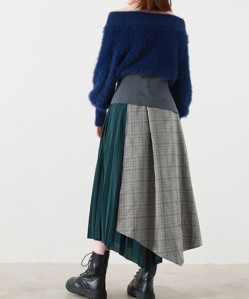 Cheek(チーク)の「シャギーオフショルニットプルオーバー(ニット/セーター・レディース・ネイビー/オレンジ/グリーン・MEDIUM)」の18枚目の写真