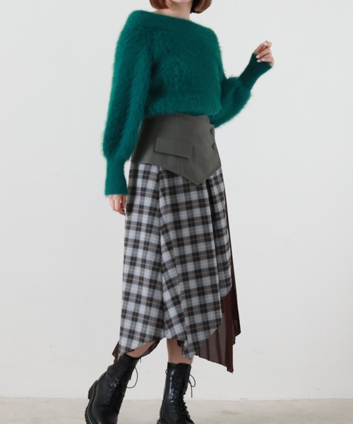 Cheek(チーク)の「シャギーオフショルニットプルオーバー(ニット/セーター・レディース・ネイビー/オレンジ/グリーン・MEDIUM)」の12枚目の写真