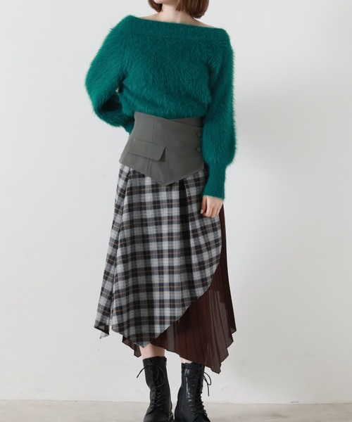Cheek(チーク)の「シャギーオフショルニットプルオーバー(ニット/セーター・レディース・ネイビー/オレンジ/グリーン・MEDIUM)」の11枚目の写真