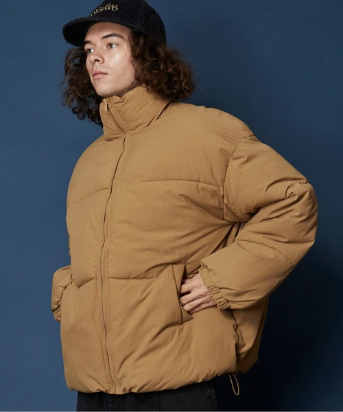 unrelaxing（アンリラクシング）の「ボリュームハイネック撥水ナイロンエコダウンジャケット（ダウンジャケット/コート・メンズ・ブラック/アイボリー/ライトカーキ/グレー/スミクロ/ブルー系/その他/ベージュ・FREE）」の8枚目の写真