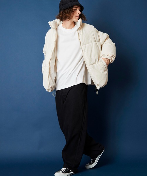 unrelaxing（アンリラクシング）の「ボリュームハイネック撥水ナイロンエコダウンジャケット（ダウンジャケット/コート・メンズ・ブラック/アイボリー/ライトカーキ/グレー/スミクロ/ブルー系/その他/ベージュ・FREE）」の20枚目の写真