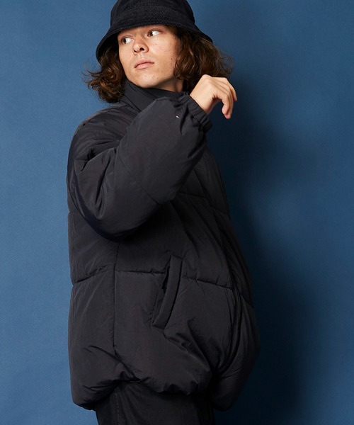 セール】ボリュームハイネック撥水ナイロンエコダウンジャケット