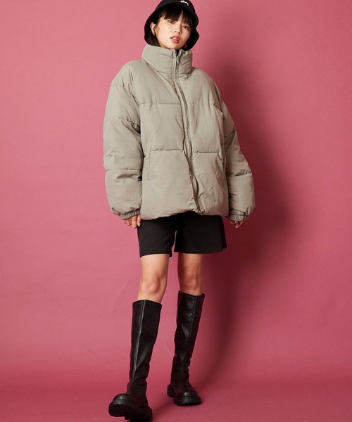 unrelaxing（アンリラクシング）の「ボリュームハイネック撥水ナイロンエコダウンジャケット（ダウンジャケット/コート・メンズ・ブラック/アイボリー/ライトカーキ/グレー/スミクロ/ブルー系/その他/ベージュ・FREE）」の14枚目の写真