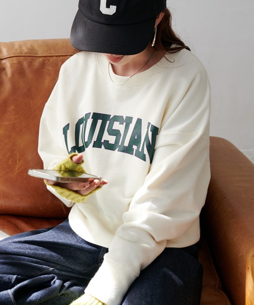 DISCOAT（ディスコート）の「カレッジショート丈スウエット（スウェット・レディース・ネイビー/オフホワイト/ライトベージュ・FREE）」の2枚目の写真