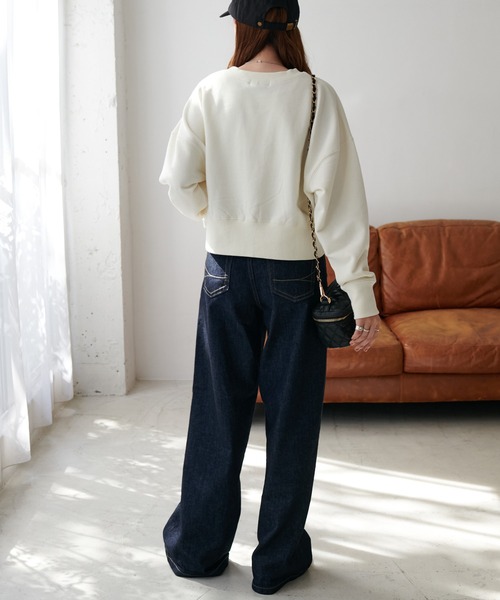 DISCOAT（ディスコート）の「カレッジショート丈スウエット（スウェット・レディース・ネイビー/オフホワイト/ライトベージュ・FREE）」の7枚目の写真