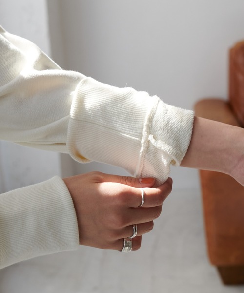 DISCOAT（ディスコート）の「カレッジショート丈スウエット（スウェット・レディース・ネイビー/オフホワイト/ライトベージュ・FREE）」の17枚目の写真