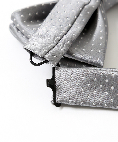 ABAHOUSE（アバハウス）の「シルクドット蝶ネクタイ（蝶ネクタイ・メンズ・シルバー/ネイビー/ブラック・FREE）」の9枚目の写真