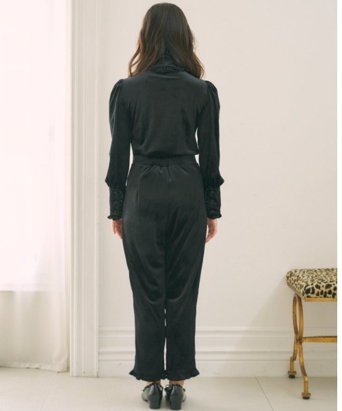 MIRO AMURETTE（ミロアミュレット）の「velour frill pants（その他パンツ・レディース・ブラック・SMALL/MEDIUM）」の7枚目の写真