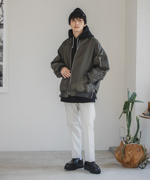 【定価の半額⭐️】SauRas Being ブルゾン SRB003 ブラックXL RAGEBLUE（レイジブルー）の「＜SORONA(R)/高性能中綿＞ビッグ