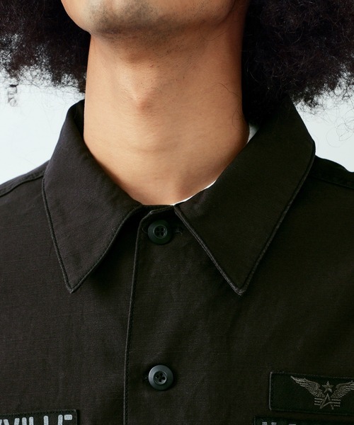 Alpha Industries（アルファインダストリーズ）の「パッチドミリタリーシャツジャケット（シャツ/ブラウス・メンズ・ブラック/グリーン・MEDIUM/LARGE/X-LARGE）」の8枚目の写真