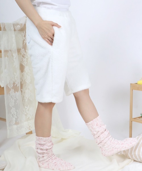 sanrio(サンリオ)の「sanrio(サンリオ)ボアフリースキャラクターショートパンツ(その他ルームウェア・レディース・ピンク/ホワイト/イエロー/ブラック・M/L)」の9枚目の写真
