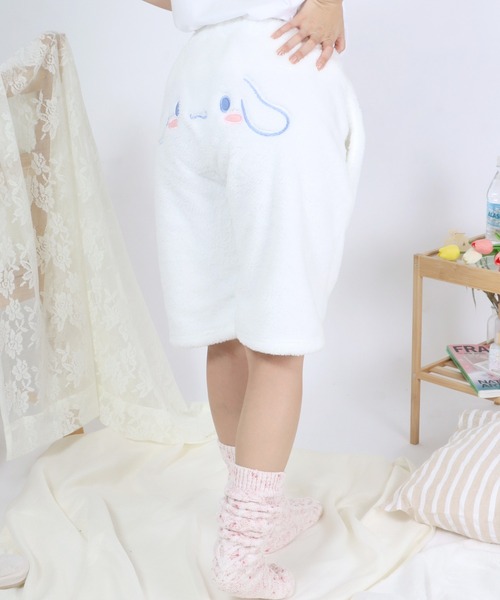 sanrio(サンリオ)の「sanrio(サンリオ)ボアフリースキャラクターショートパンツ(その他ルームウェア・レディース・ピンク/ホワイト/イエロー/ブラック・M/L)」の8枚目の写真