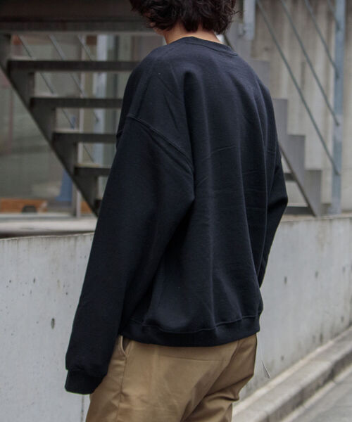 GLOSTER(グロスター)の「【ONEITA×GLOSTER】ワイド&ショート クルーネック ロゴスウェット 裏起毛(スウェット・メンズ・グレー/オフホワイト/ブラック・M/L)」の11枚目の写真