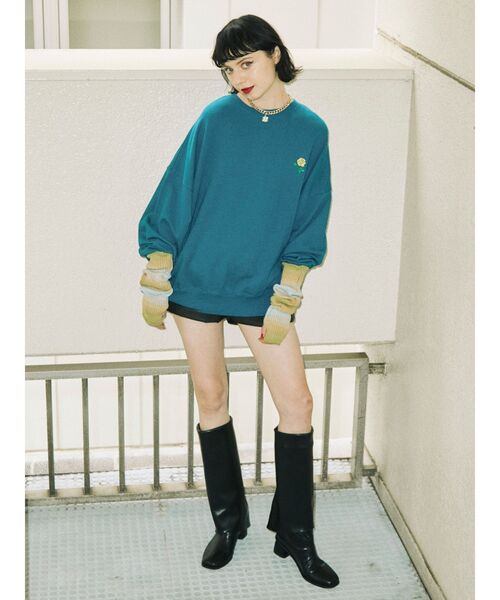 jouetie(ジュエティ)の「バックBIGロゴローズプルオーバー(Tシャツ/カットソー・レディース・パープル/ブルー/グレー/ブラック・MEDIUM)」の21枚目の写真