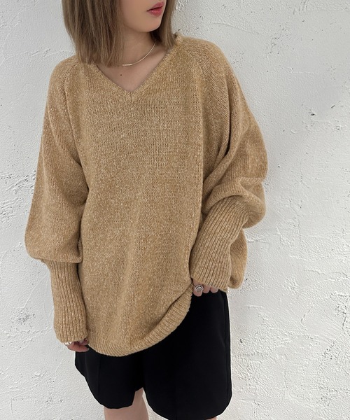 apres jour mignon(アプレジュールミニョン)の「Vネックチュニックニット【ZOZOTOWN限定アイテム】(ニット/セーター・レディース・ベージュ/ピンク系その他/グリーン・X-LARGE/フリー)」の5枚目の写真