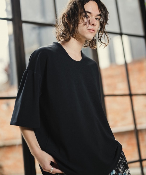 CASPER JOHN(キャスパージョン)の「U-neck loose T-shirts/UネックルーズTシャツ(Tシャツ/カットソー・メンズ・ホワイト/ライトグレー/カーキ/ブラック・SMALL/MEDIUM/LARGE)」の13枚目の写真