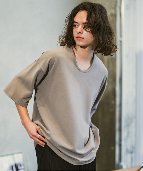 CASPER JOHN(キャスパージョン)の「U-neck loose T-shirts/UネックルーズTシャツ(Tシャツ/カットソー・メンズ・ホワイト/ライトグレー/カーキ/ブラック・SMALL/MEDIUM/LARGE)」の20枚目の写真