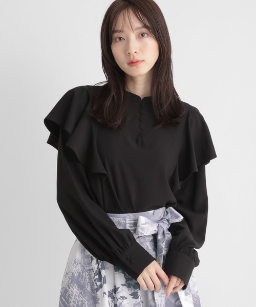 Andemiu（アンデミュウ）の「ラッフルブラウス189597（シャツ/ブラウス・レディース・オレンジ系その他3/アイボリー/ライトグリーン/ブラック・FREE）」の7枚目の写真