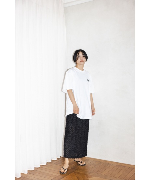 WoM(ワム)の「AOT ART T(Tシャツ/カットソー・レディース・オフホワイト/ライトブルー/スミクロ・MEDIUM/LARGE/SMALL)」の6枚目の写真