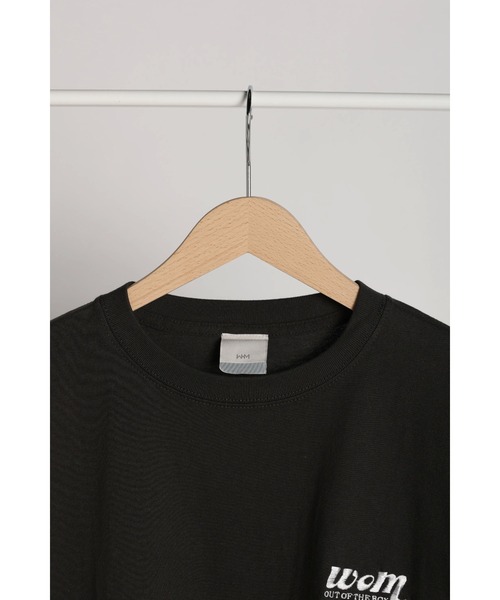 WoM(ワム)の「AOT ART T(Tシャツ/カットソー・レディース・オフホワイト/ライトブルー/スミクロ・MEDIUM/LARGE/SMALL)」の9枚目の写真