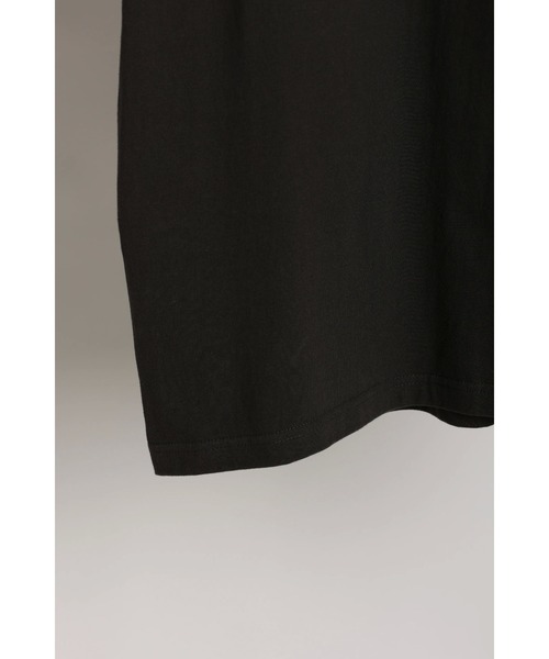 WoM(ワム)の「AOT ART T(Tシャツ/カットソー・レディース・オフホワイト/ライトブルー/スミクロ・MEDIUM/LARGE/SMALL)」の12枚目の写真