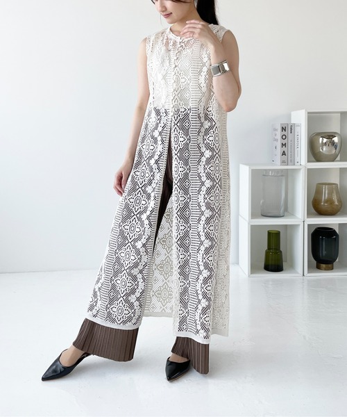 Meli rich(メリーリッチ)の「前後2WAYクロシェレースワンピース(ロングジレ)(ワンピース・レディース・ブラック/アイボリー・FREE)」の10枚目の写真