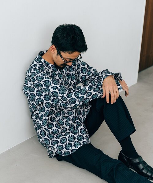 EDIFICE(エディフィス)の「【LIBERTY / リバティー】ノーカラー 総柄シャツ(シャツ/ブラウス・メンズ・グレー/ブルー/ブラック系その他/ブラック/ブラウン/ブルー系その他・LARGE/MEDIUM)」の18枚目の写真