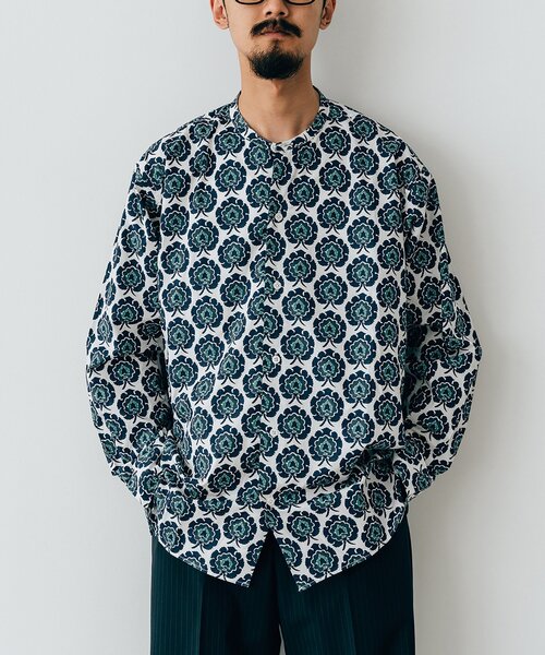 EDIFICE(エディフィス)の「【LIBERTY / リバティー】ノーカラー 総柄シャツ(シャツ/ブラウス・メンズ・グレー/ブルー/ブラック系その他/ブラック/ブラウン/ブルー系その他・LARGE/MEDIUM)」の21枚目の写真