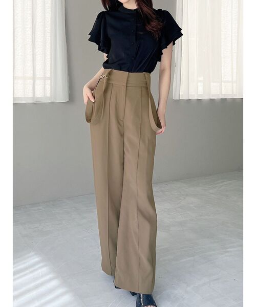 RESEXXY（リゼクシー）の「チェーンディティールストレートパンツ（その他パンツ・レディース・ブラック/ベージュ/モカ・FREE）」の2枚目の写真