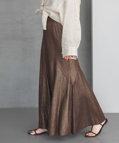 A part by(アパートバイ)の「クロスフラットサンダル(サンダル・レディース・オフホワイト/ブラック/シルバー/ブラウン・MEDIUM/LARGE)」の10枚目の写真