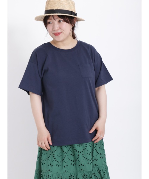 Samansa Mos2（サマンサ モスモス）の「【USAコットン】胸ポケット付ベーシックTシャツ（Tシャツ/カットソー・レディース・オフホワイト/ブルー/ベージュ/ネイビー/モカ/レッド・ﾌﾘ-）」の5枚目の写真